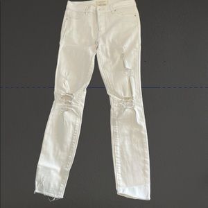 Pacsun White Ripped Ankle jeggings size 26